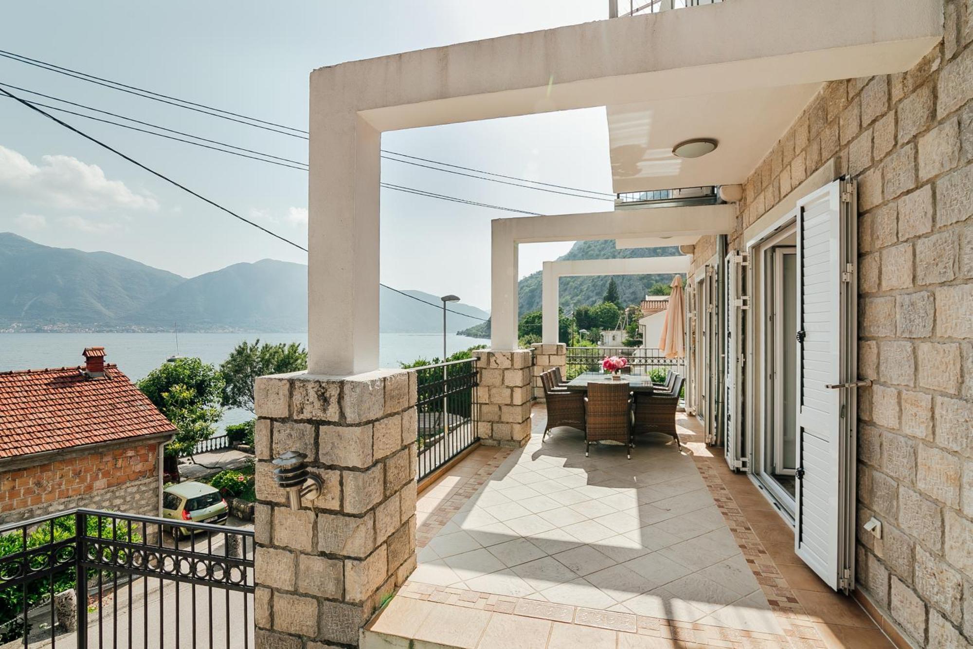 Holiday Home Amanda Hollick Kotor Luaran gambar